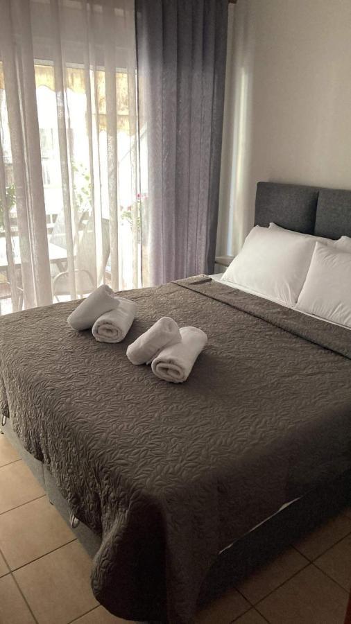 M.O.M.'S Apartment อเล็กซานโดรโพลิส ภายนอก รูปภาพ