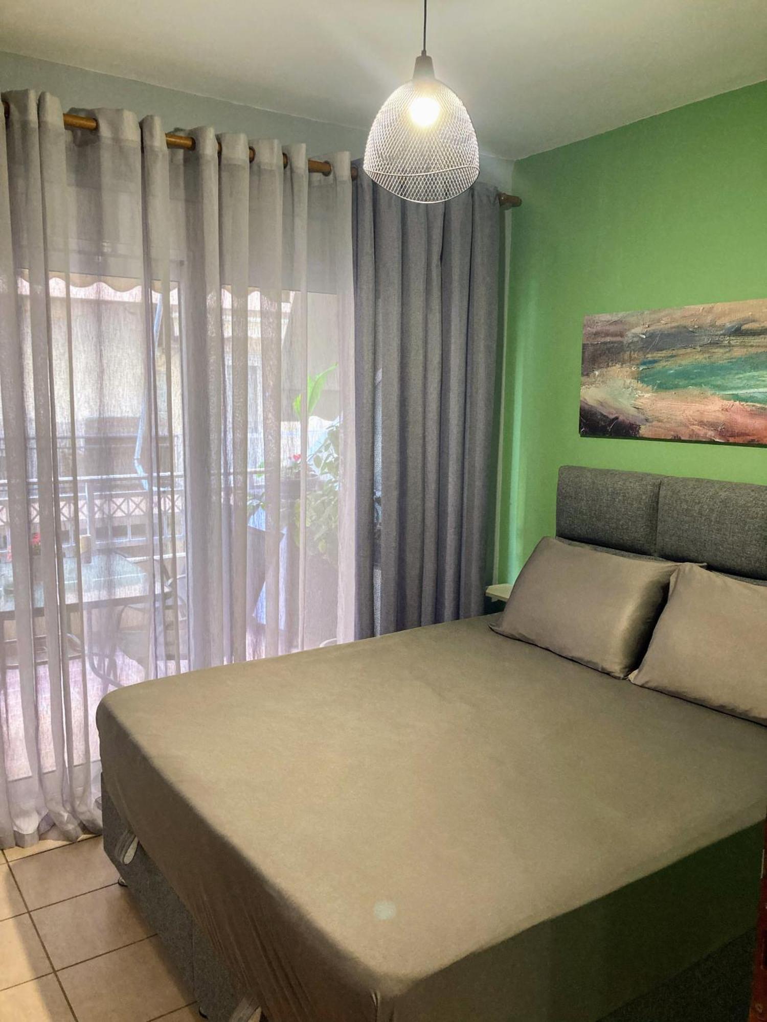 M.O.M.'S Apartment อเล็กซานโดรโพลิส ภายนอก รูปภาพ