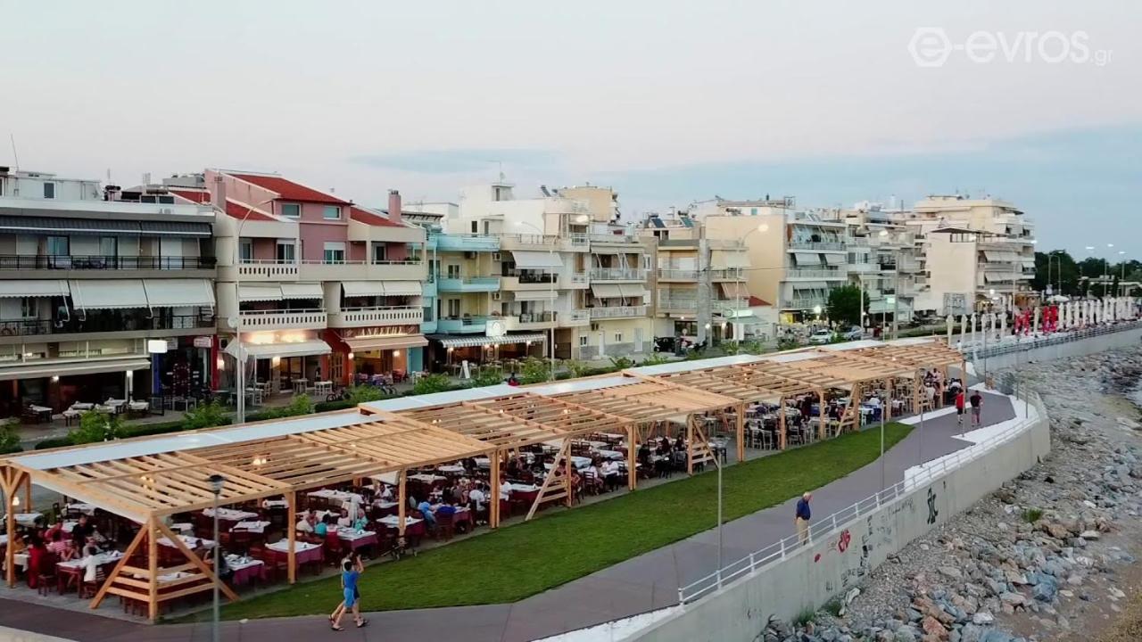 M.O.M.'S Apartment อเล็กซานโดรโพลิส ภายนอก รูปภาพ
